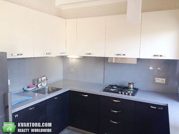 Rent out 2-room apartment. Киев,  Большая Васильковская — photo 1