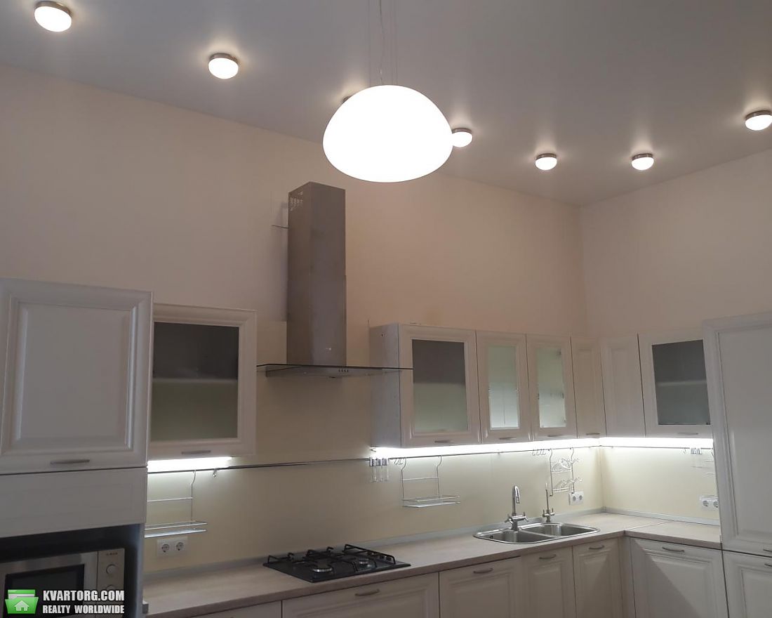 Rent out 2-room apartment. Киев,  Софиевская — photo 4