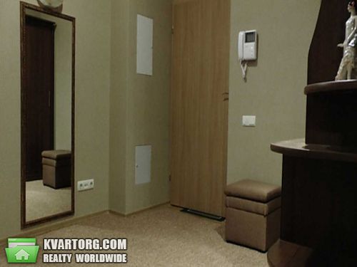 Rent out 2-room apartment. Киев, Леси Украинки бул — photo 2