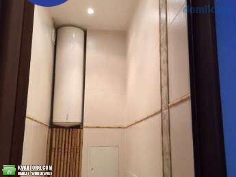 Rent out 3-room apartment. Киев,  Срибнокильская — photo 2