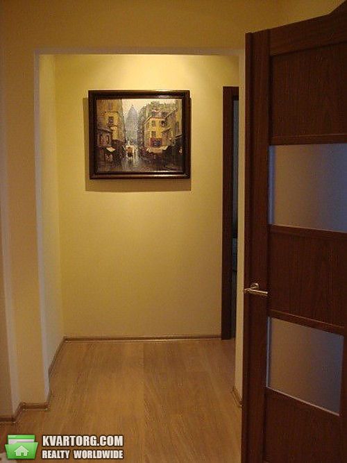 Sell 3-room apartment. Киев,  Богомольца — photo 1