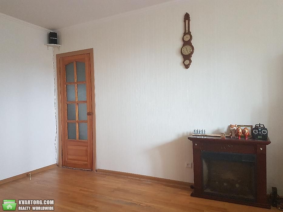 Sell 3-room apartment. Киев,  Моторный пер — photo 3