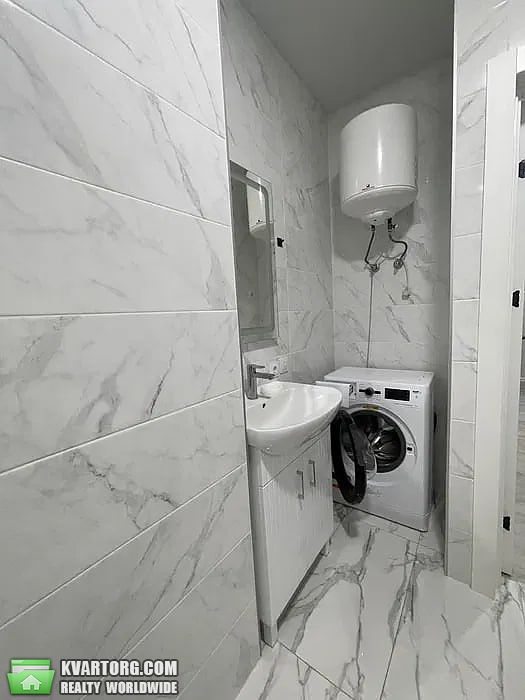 Rent out 1-room apartment. Киев, Сім&700;ї Стешенків 9 — photo 4