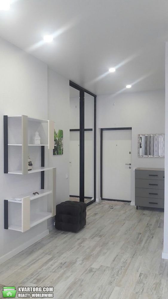 Sell 2-room apartment. Киев, Драгомирова ул. — photo 2