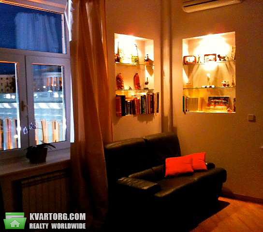 Rent out 2-room apartment. Киев,  Крещатик — photo 3