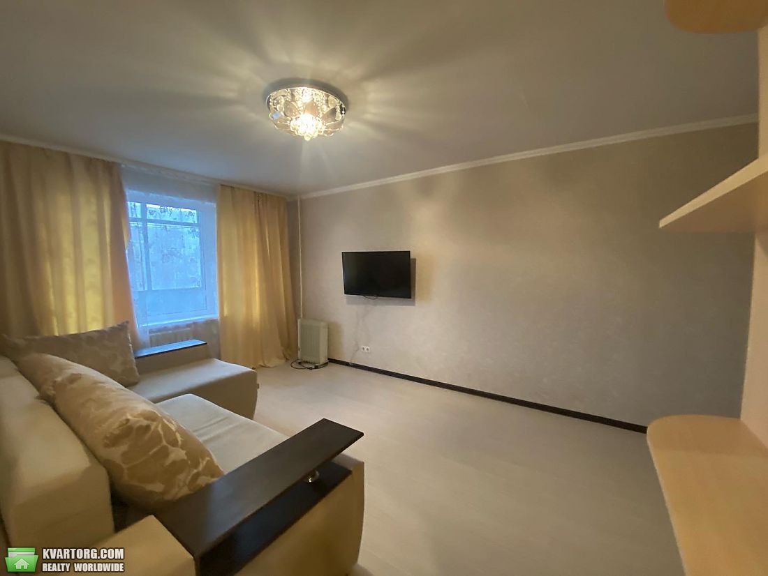Rent out 1-room apartment. Днепропетровск, Фестивальный пер — photo 3