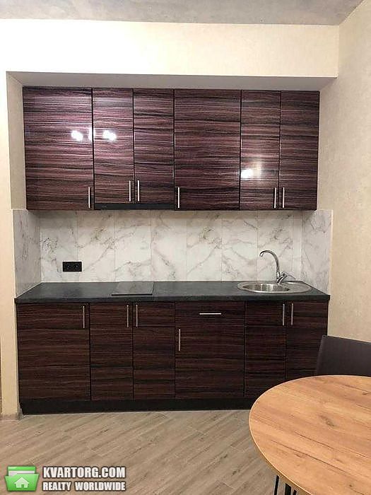 Rent out 1-room apartment. Киев,  Бажана — photo 1