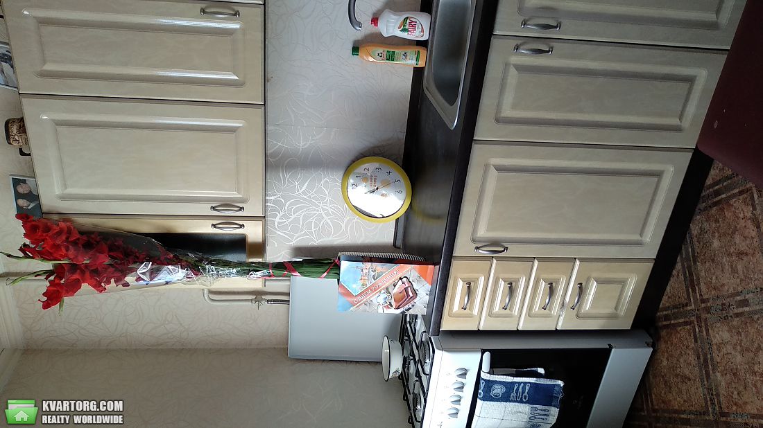 Sell 1-room apartment. Киев,  Новоукраинская — photo 1