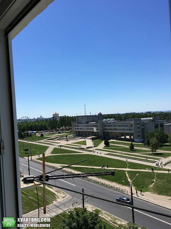 Rent out 3-room apartment. Харьков, Тракторостроителей — photo 1