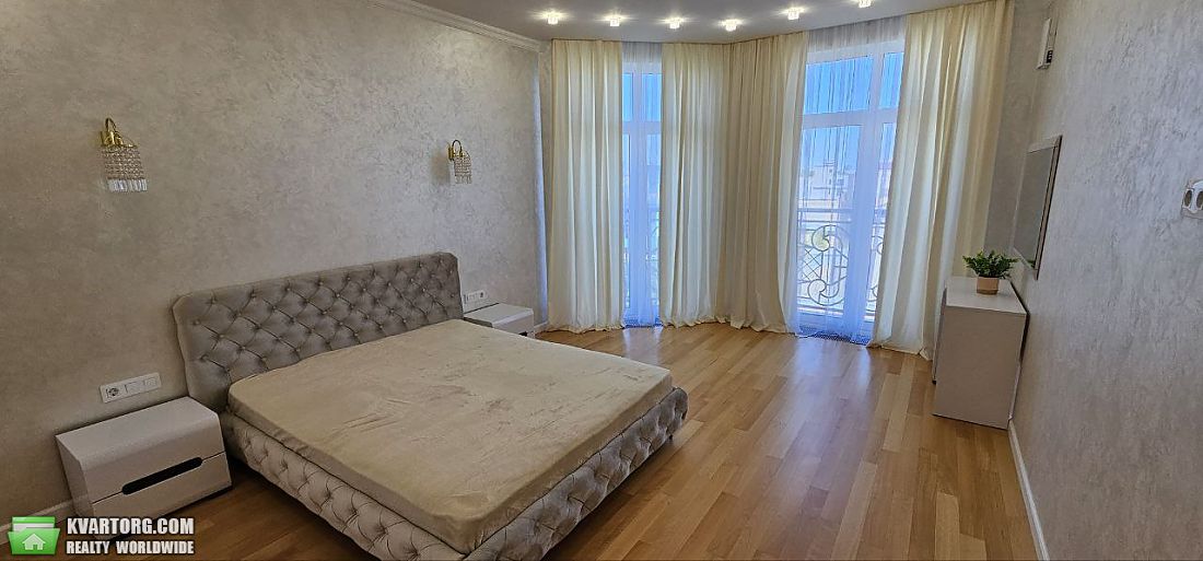 Sell 3-room apartment. Киев,  Спасская — photo 10