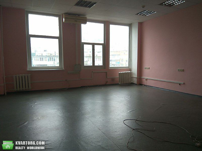 Rent out office. Киев,  Соломенская пл — photo 1