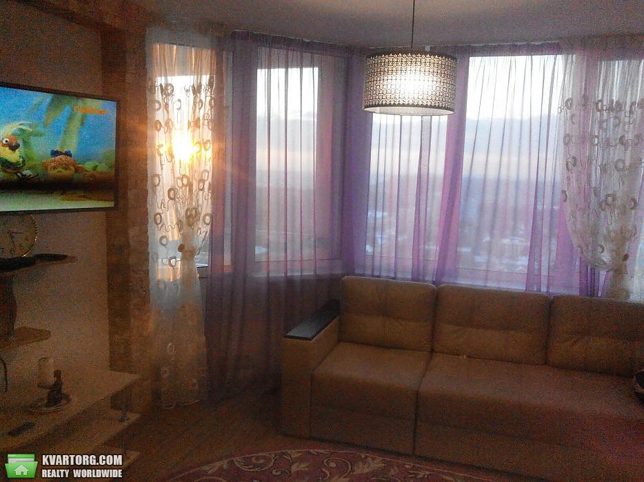 Rent out 2-room apartment. Киев,  Верховинная — photo 8