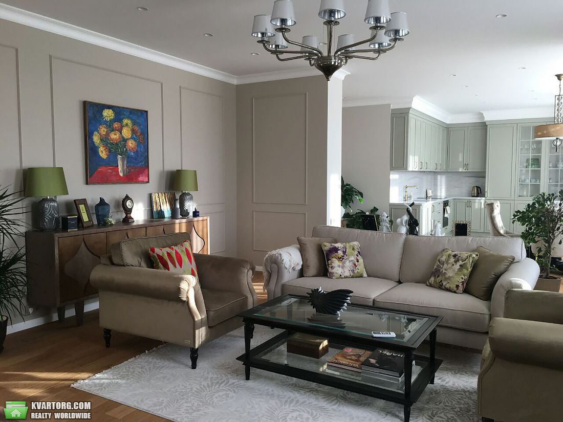 Sell 3-room apartment. Киев,  Щорса — photo 1