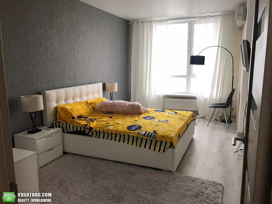Sell 1-room apartment. Киев, Каменская — photo 1