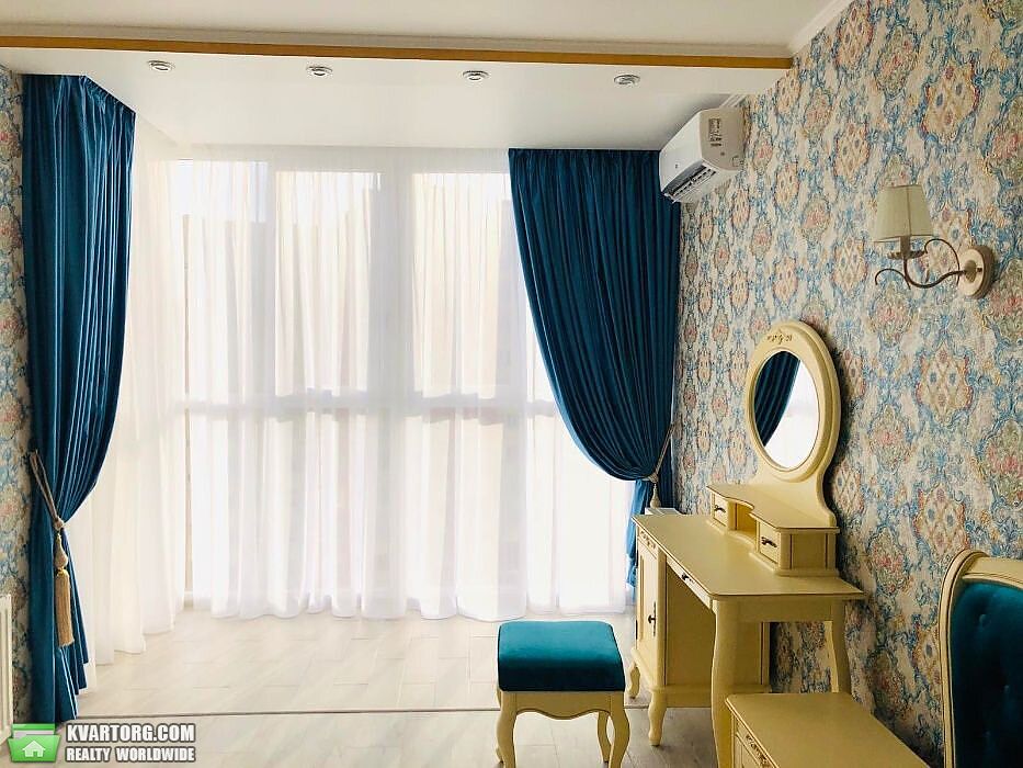 Rent out 3-room apartment. Киев, Петра Калнышевского — photo 2