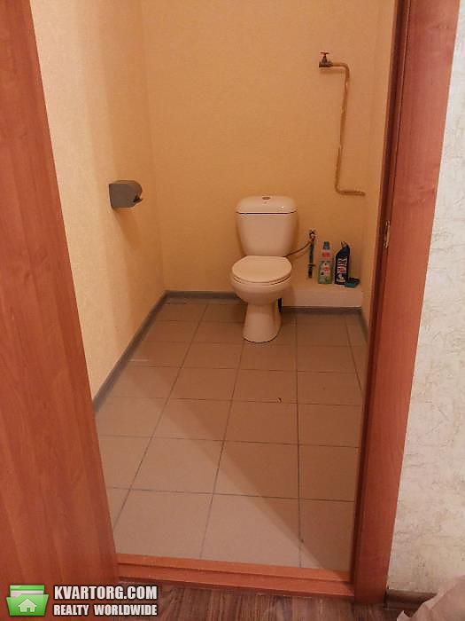 Sell 3-room apartment. Киев,  Моторный пер — photo 8