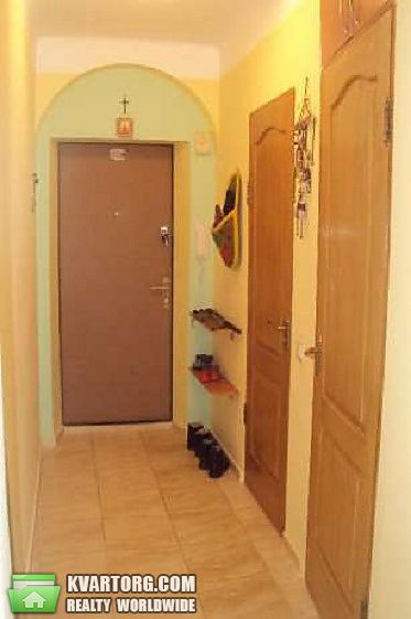 Sell 2-room apartment. Киев,  Новодарницкая — photo 2