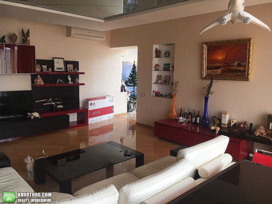 Rent out 3-room apartment. Киев,  Дмитриевская — photo 3