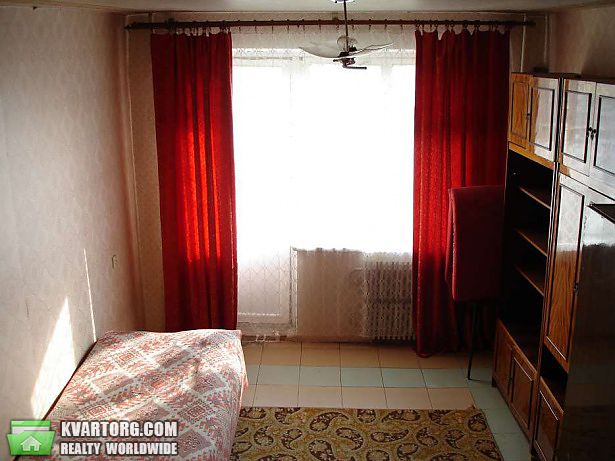 Sell 2-room apartment. Днепропетровск, ж/м Тополь-2 — photo 1
