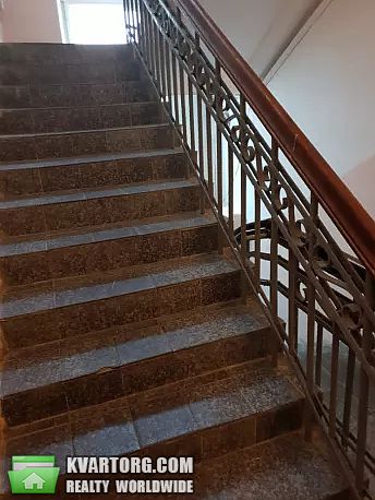 Sell 3-room apartment. Киев, Большая Житомирская — photo 2
