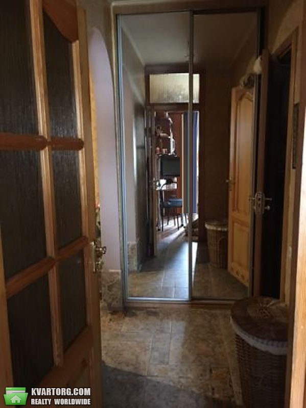 Sell 2-room apartment. Киев,  Тростянецкая — photo 8