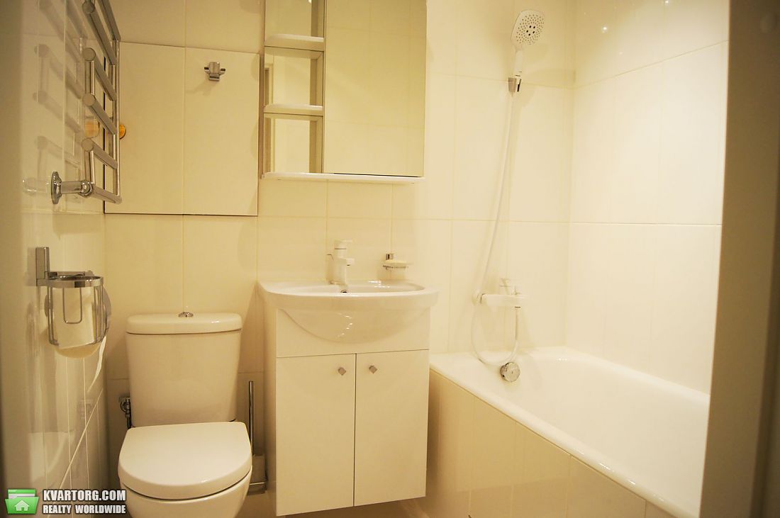 Rent out 1-room apartment. Хмельницкий, Свободы — photo 3
