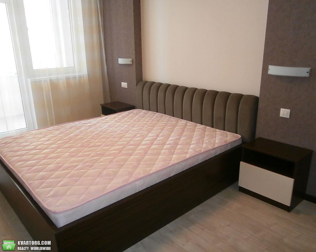 Rent out 2-room apartment. Киев,  Механизаторов — photo 6