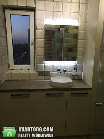 Rent out 2-room apartment. Киев,  Лепсе бул — photo 9