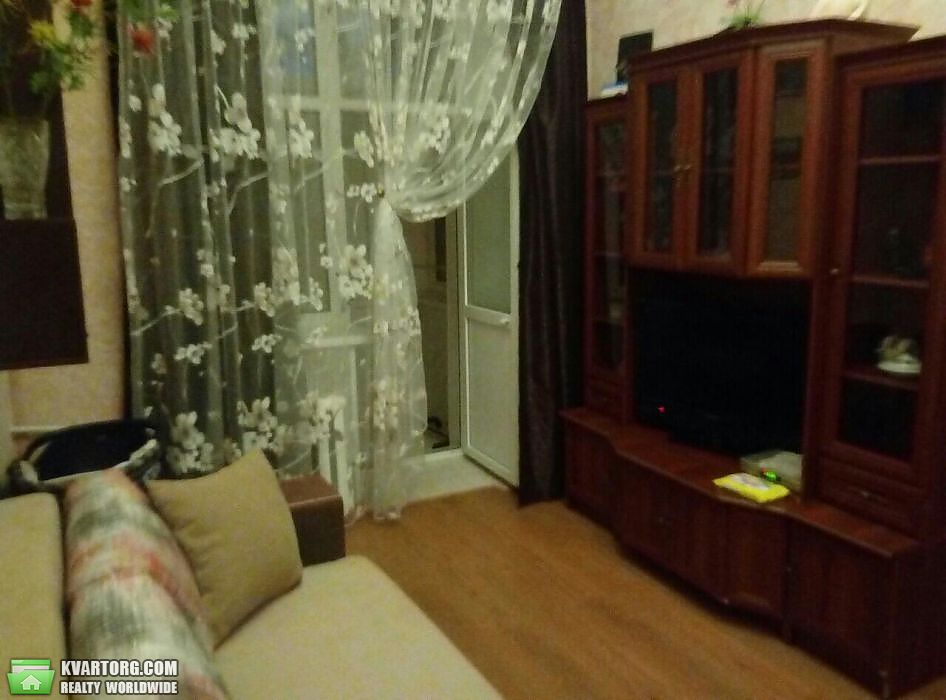 Sell 2-room apartment. Киев,  Старосельская — photo 3