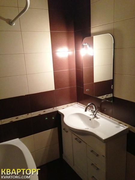 Rent out 2-room apartment. Киев,  Гмыри — photo 7