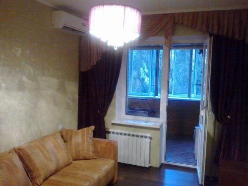 Rent out 3-room apartment. Днепропетровск, Добровольцев 6 — photo 3