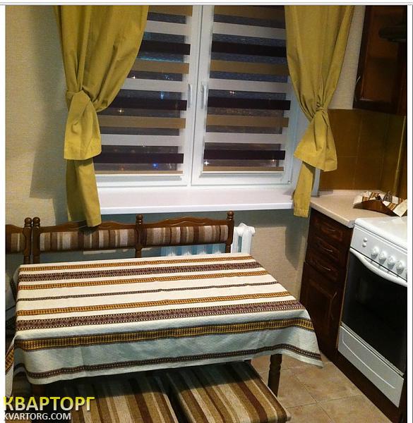 Rent out 2-room apartment. Киев,  Белорусская — photo 2
