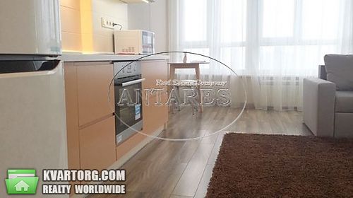 Rent out 2-room apartment. Киев, Жилянская — photo 3