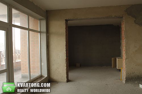 Sell multi-room apartment. Киев,  Дмитриевская — photo 2