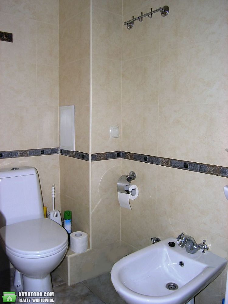 Rent out 2-room apartment. Киев,  Большая Васильковская — photo 10