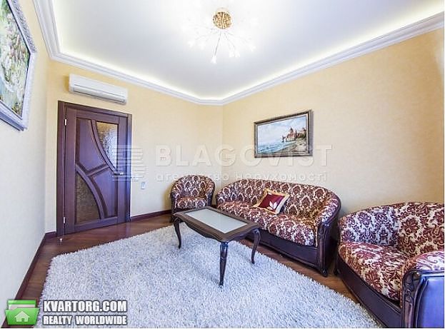Rent out 3-room apartment. Киев,  Жилянская — photo 9
