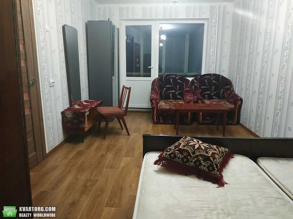 Sell 2-room apartment. Киев,  Свободы пр — photo 1