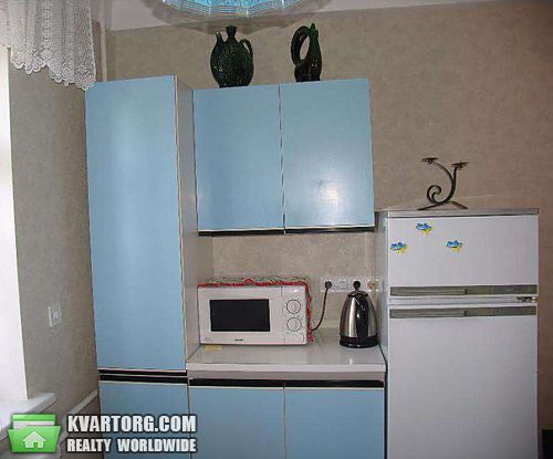 Rent out 2-room apartment. Киев, Петра Запорожца — photo 4