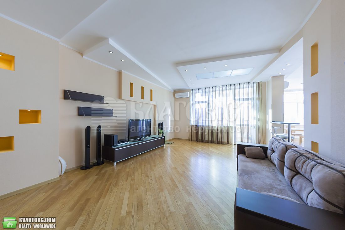 Rent out 3-room apartment. Киев,  Леси Украинки бул — photo 1