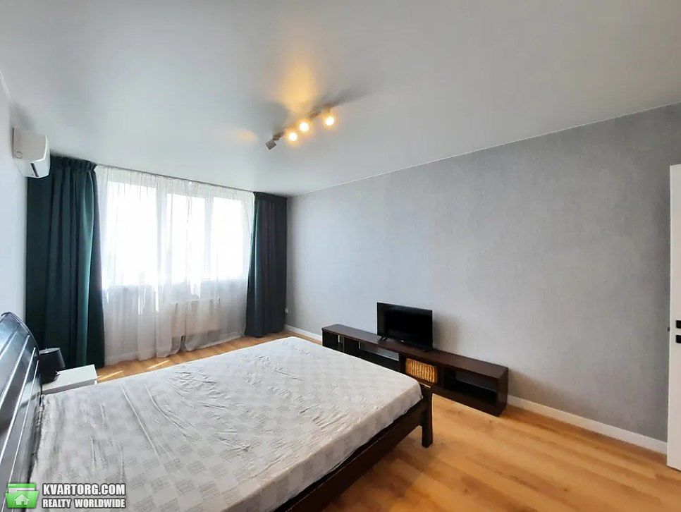 Rent out 1-room apartment. Киев, Максимовича — photo 6