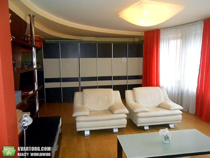 Sell 4-room apartment. Киев,  Герцена — photo 2