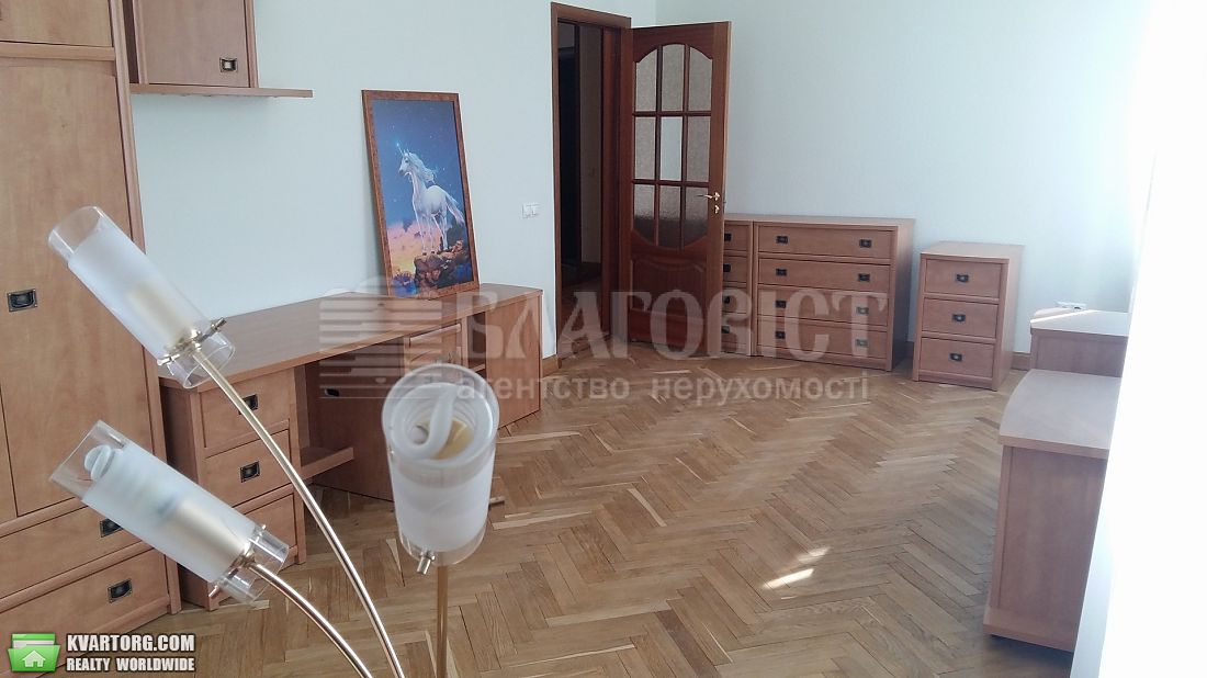 Rent out 3-room apartment. Киев,  Круглоуниверситетская — photo 6