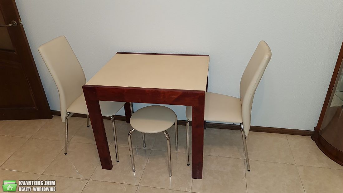Rent out 1-room apartment. Киев, Воскресенская ул. — photo 5