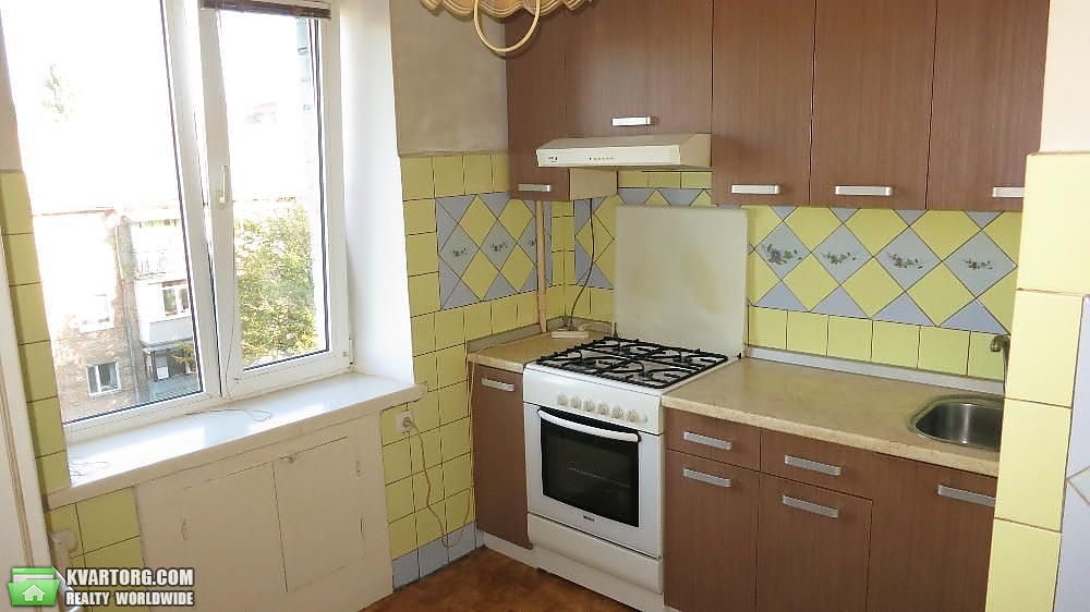 Sell 3-room apartment. Киев,  Карпинского — photo 4