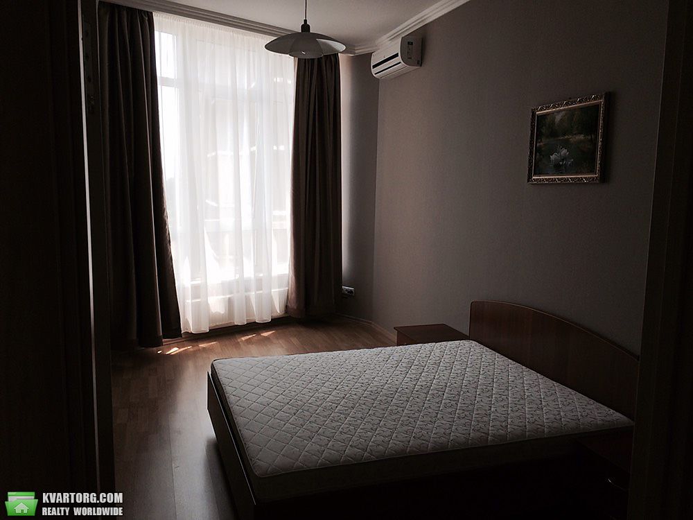 Rent out 2-room apartment. Одесса, Французский бульвар — photo 4