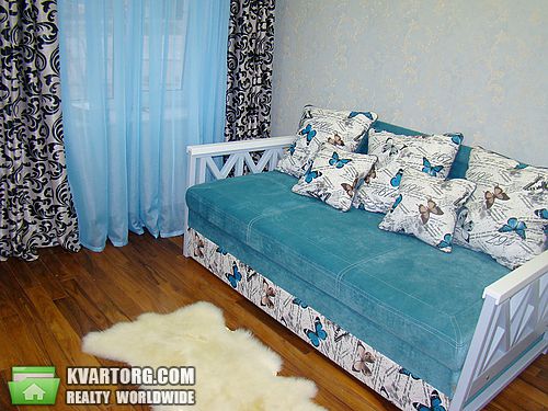 Rent out 2-room apartment. Киев,  Большая Васильковская — photo 3