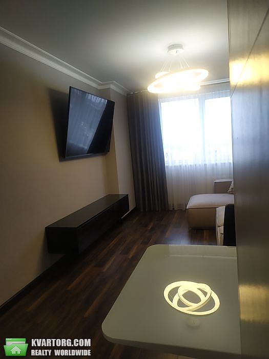 Sell 3-room apartment. Киев,  Ревуцкого — photo 3