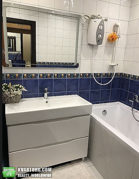 Rent out 3-room apartment. Киев,  Дружбы Народов бул — photo 1