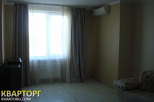 Rent out 2-room apartment. Одесса, Мизикевича — photo 3