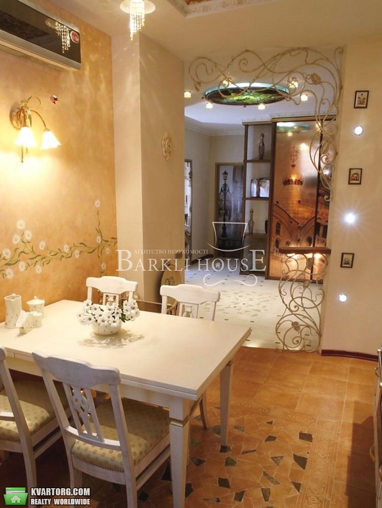 Rent out 2-room apartment. Киев, Коновальца — photo 9